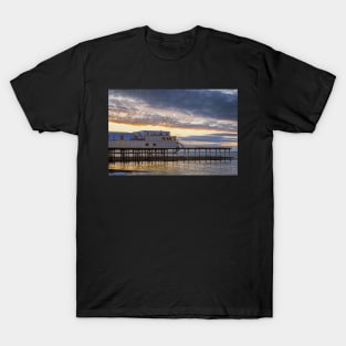 Royal Pier Murmuration, Aberystwyth, Ceredigion T-Shirt